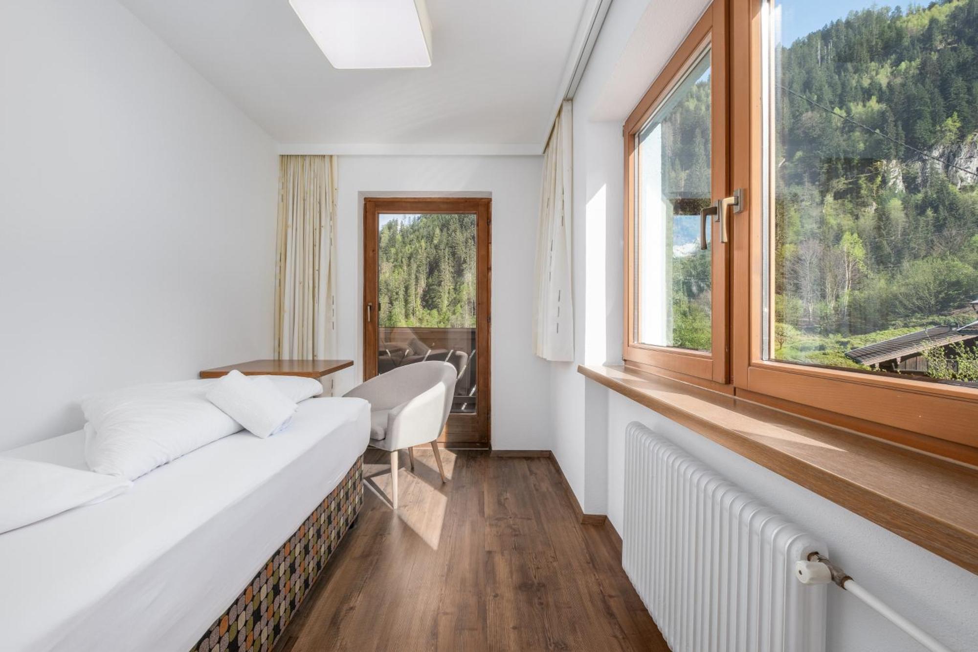 Haus Tuxerklamm Apartment Mayrhofen Exterior foto